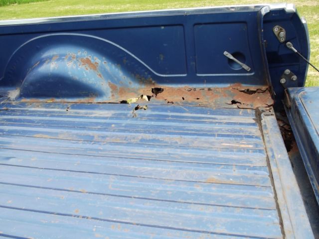 1976 Blue Ford Ranchero Standard Cab Pickup