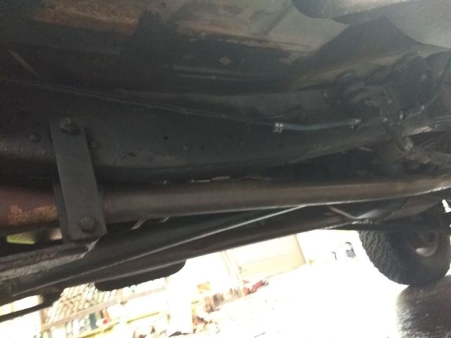 1976 Tan Ford F-250 Standard Cab Pickup