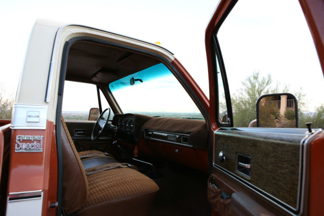 1976 Orange GMC Sierra 2500 Pick Up