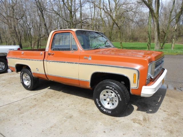 1976 Orange GMC Sierra 1500 Short Bed