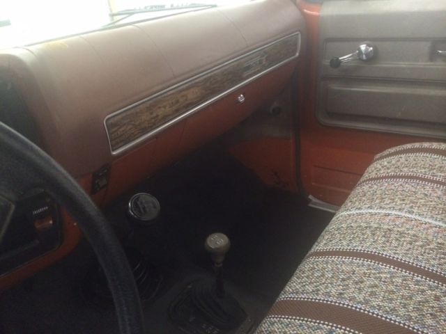 1976 Orange GMC Sierra 1500 Short Bed
