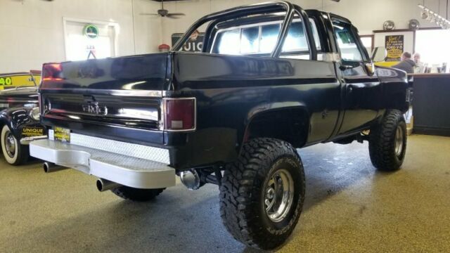 1976 Black GMC K10 Pickup (Truck)