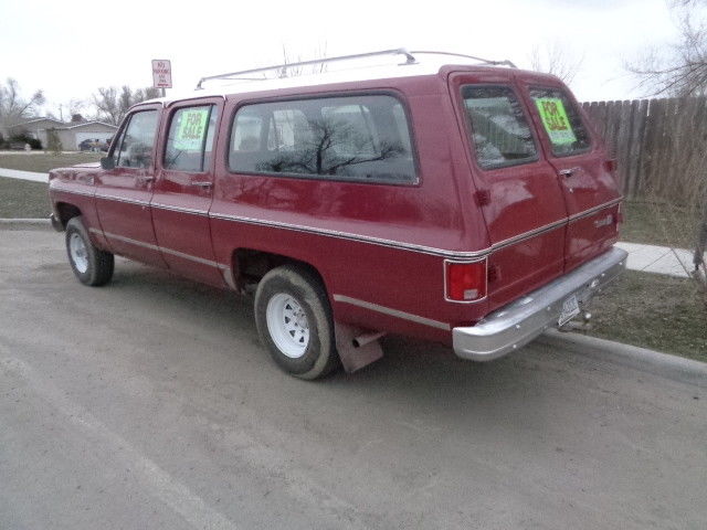 1976 GMC Suburban Wagon