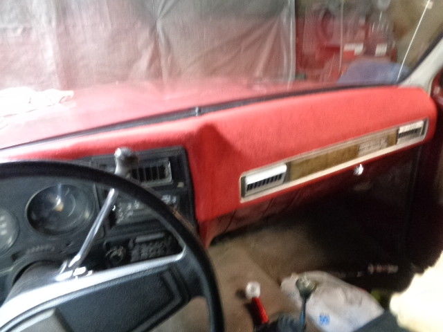 1976 GMC Suburban Wagon