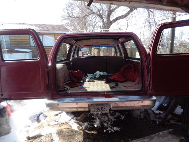 1976 GMC Suburban Wagon