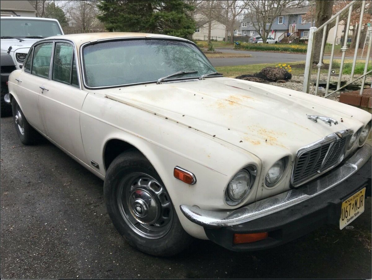 1976 Green Jaguar Other Sedan