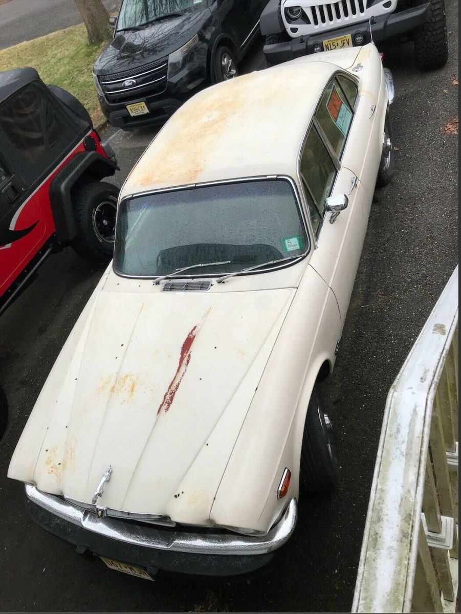 1976 Green Jaguar Other Sedan