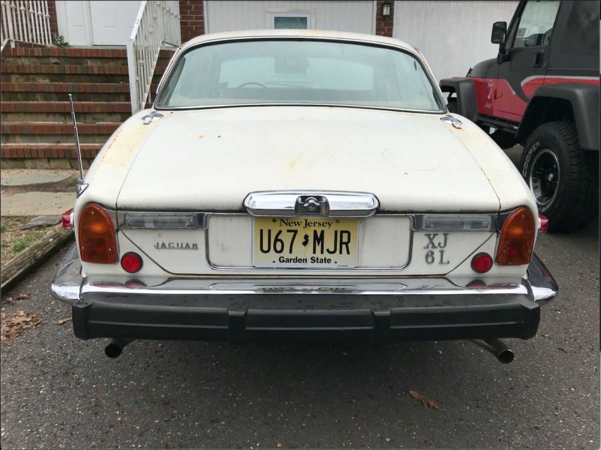 1976 Green Jaguar Other Sedan