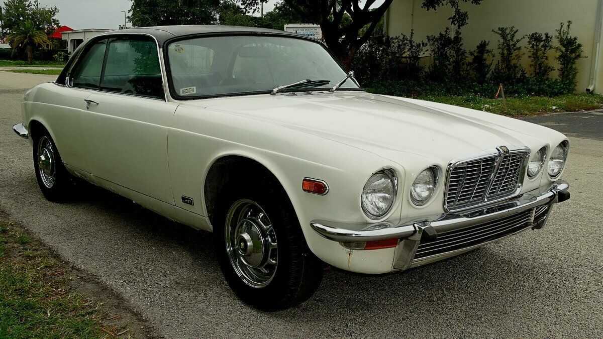 1976 White Jaguar XJ TWO DOOR HARD TOP