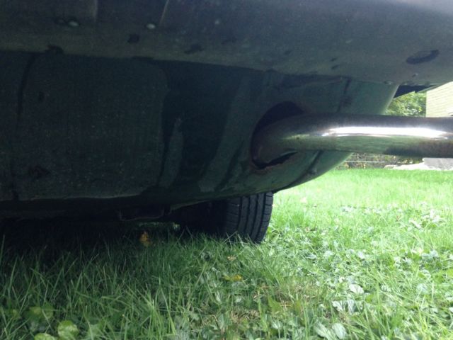 1976 British Racing Green Jaguar XJ6 Sedan