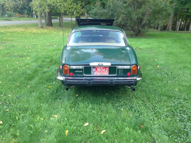 1976 British Racing Green Jaguar XJ6 Sedan