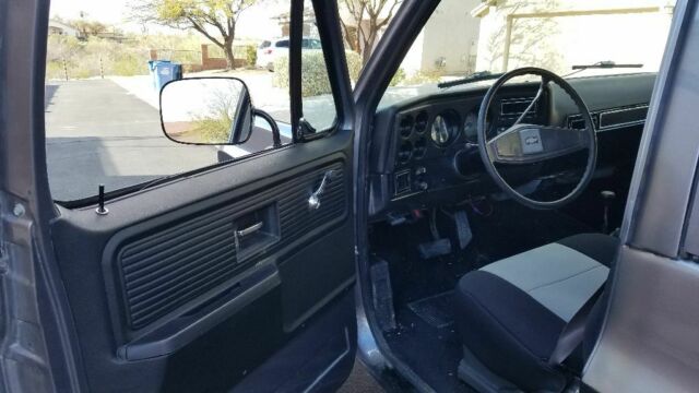 1976 Gunmetal metallic and black (bedliner) Chevrolet Blazer