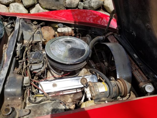 1976 Red Chevrolet Corvette Coupe