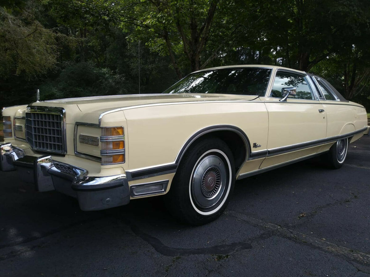 1976 Ford LTD Coupe