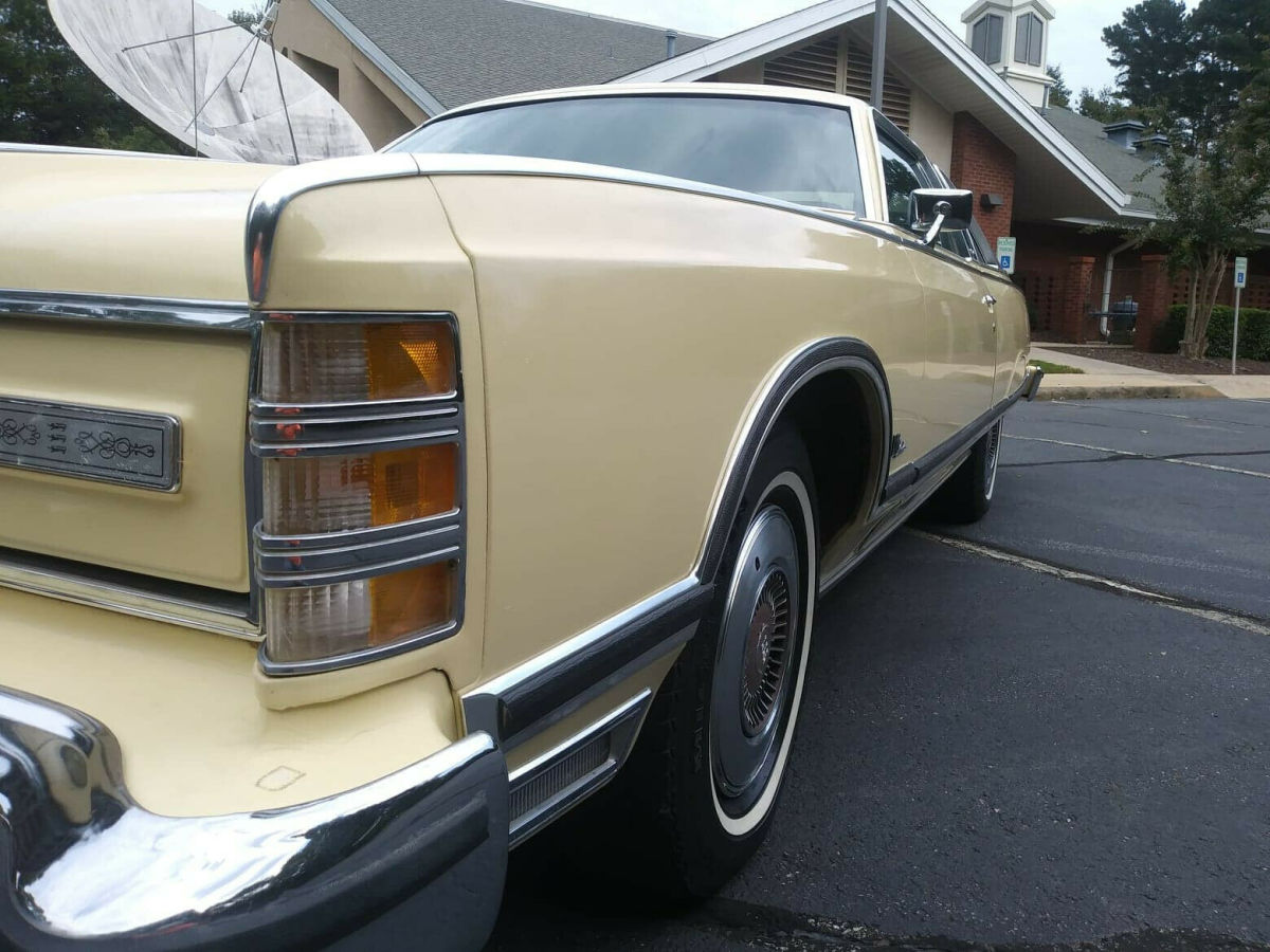 1976 Ford LTD Coupe