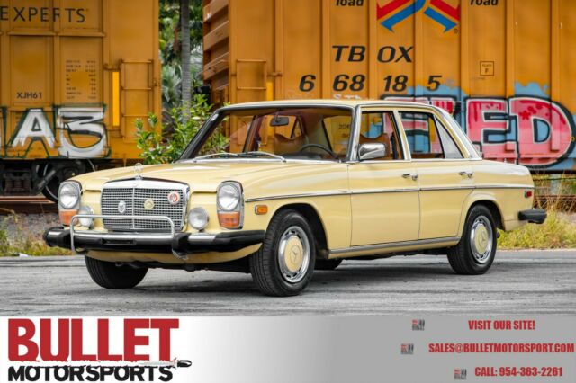 1976 Yellow Mercedes-Benz 300-Series Sedan