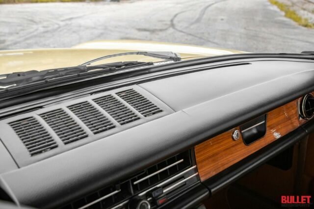 1976 Yellow Mercedes-Benz 300-Series Sedan