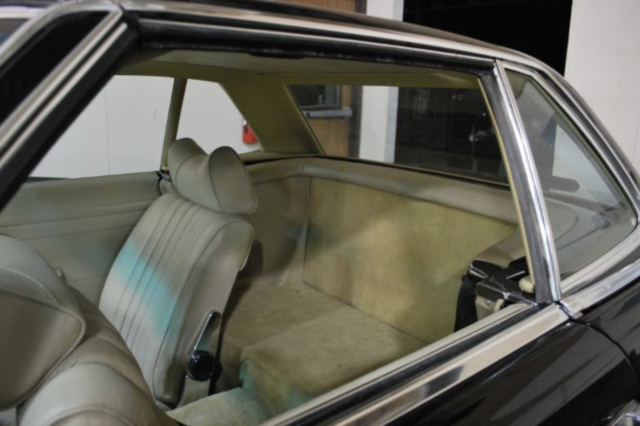 1976 Black Mercedes-Benz 400-Series Convertible