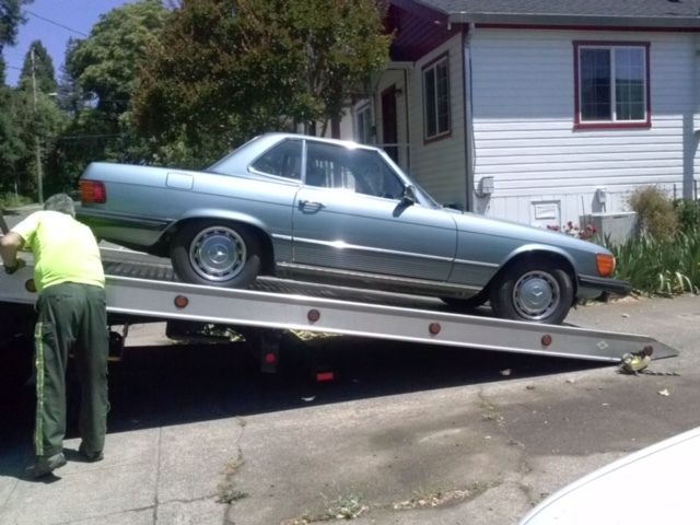 19760000 Diamond Blue Mercedes-Benz SL-Class Roadster