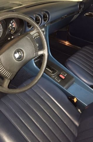 19760000 Diamond Blue Mercedes-Benz SL-Class Roadster