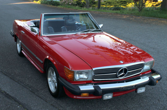 1976 Red Mercedes-Benz SL-Class Convertible
