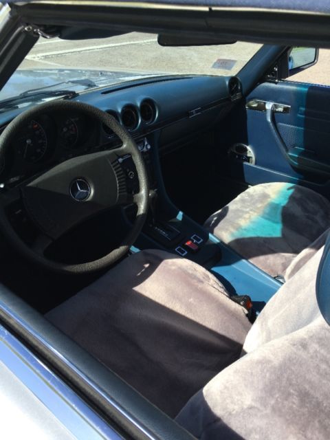 1976 Silver Mercedes-Benz SL-Class Convertible