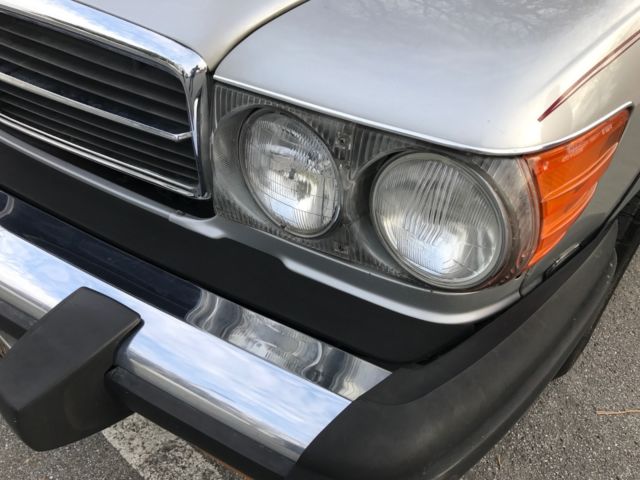 1976 Silver Mercedes-Benz SL-Class Coupe