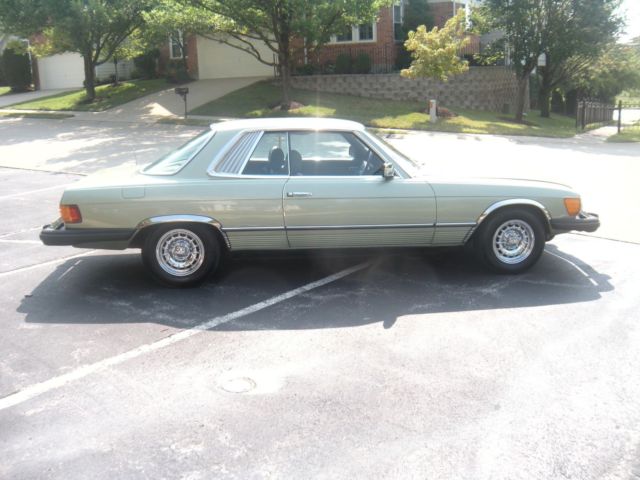 1976 Green Mercedes-Benz SL-Class Coupe