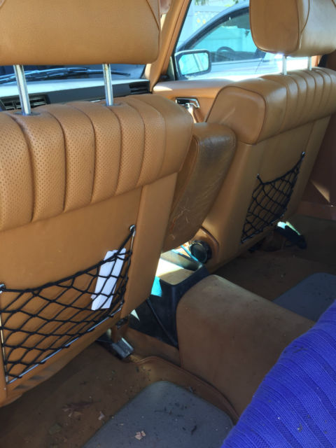 1976 Brown Mercedes-Benz 400-Series