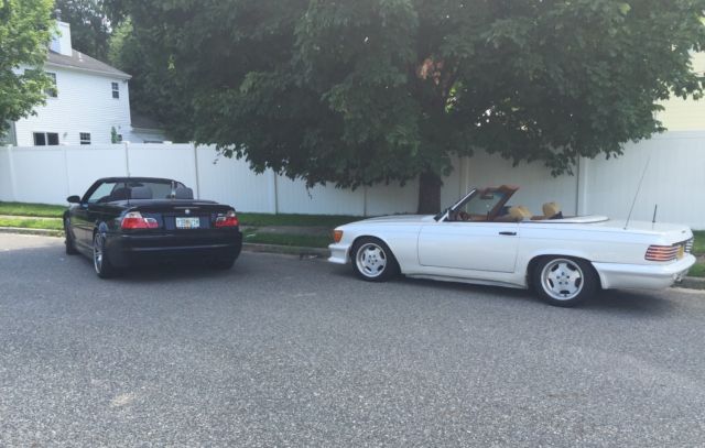 1976 White Mercedes-Benz SL-Class