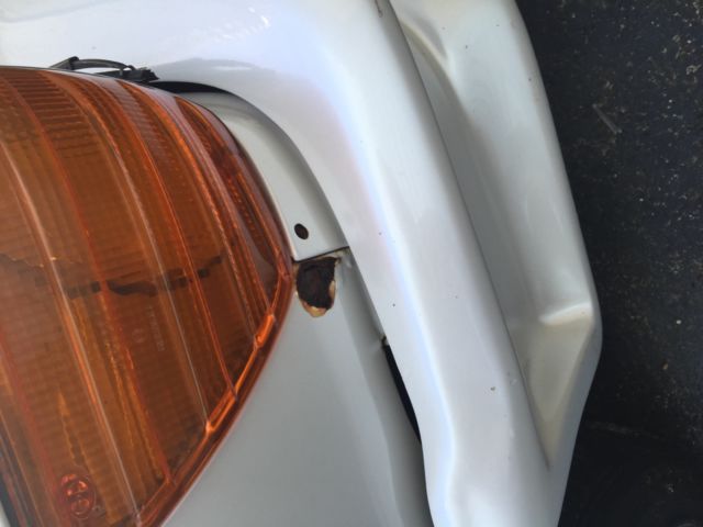 1976 White Mercedes-Benz SL-Class