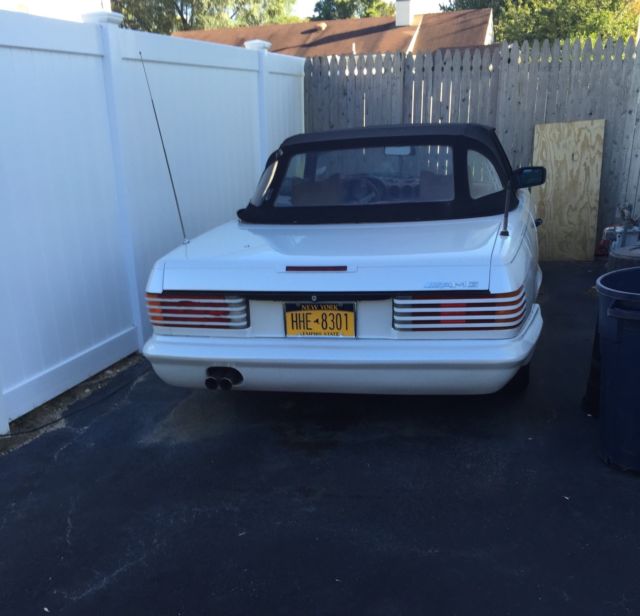 1976 White Mercedes-Benz SL-Class