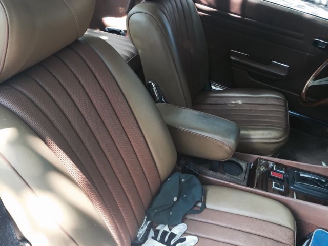 1976 White Mercedes-Benz SL-Class