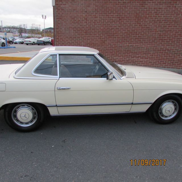 1976 White Mercedes-Benz SL-Class Convertible