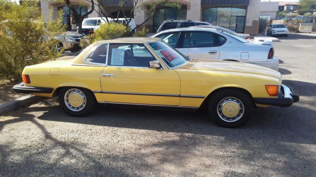 1976 Yellow Mercedes-Benz SL-Class Coupe