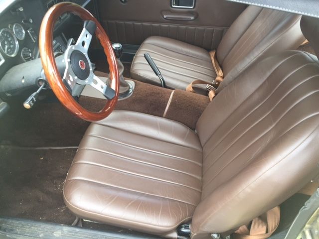 1976 Yellow MG MGB Convertible