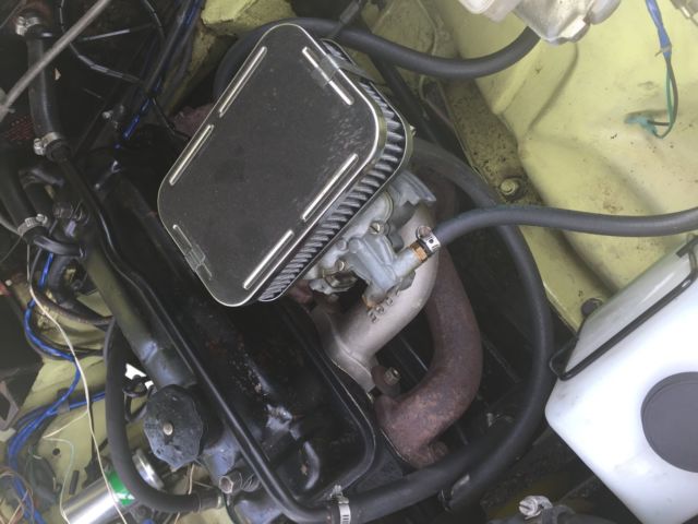 1976 Yellow MG MGB Convertible