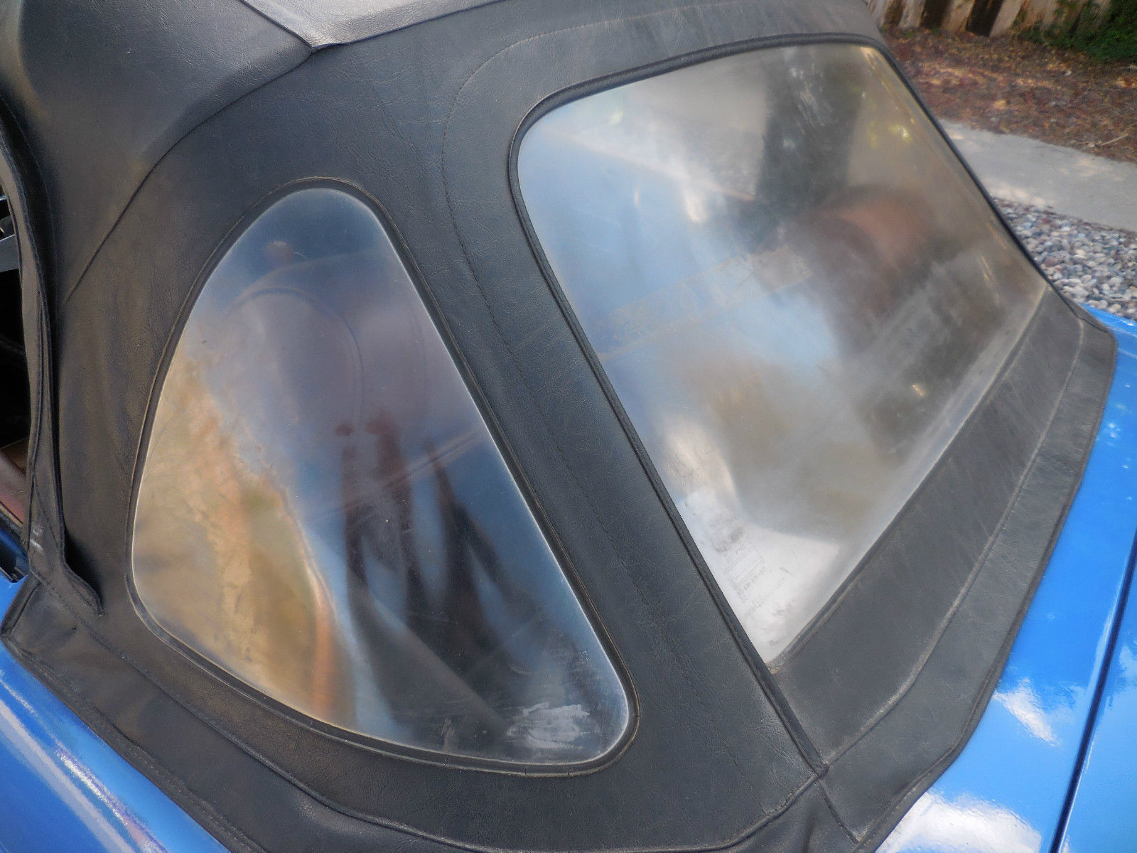 1976 Blue MG MGB Convertible