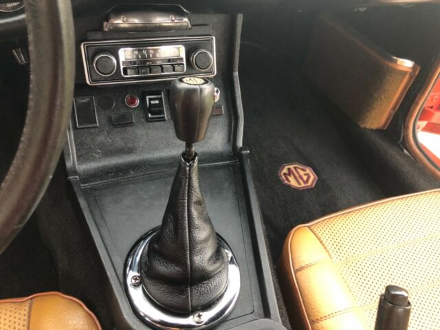 1976 Red MG MGB Convertible