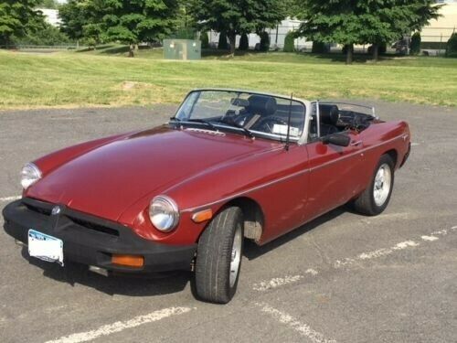 1976 Burgundy MG MGB Convertible