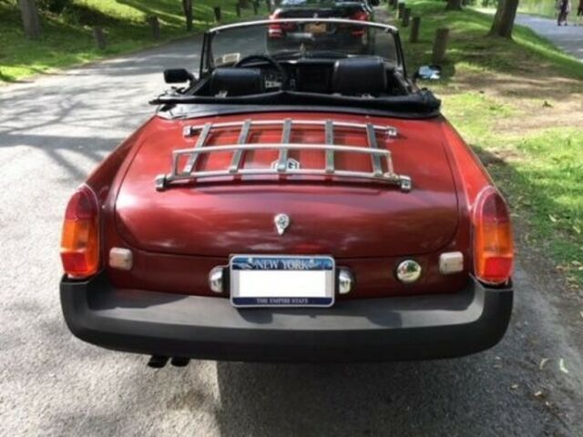 1976 Burgundy MG MGB Convertible