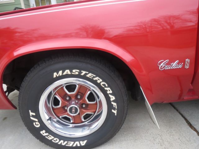 1976 Red Oldsmobile Cutlass Coupe