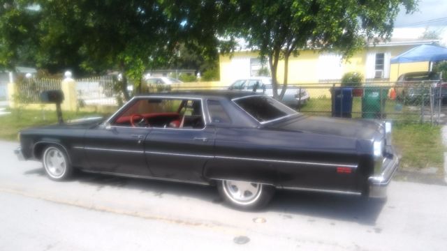 1976 White Oldsmobile Ninety-Eight