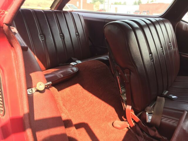 1976 Red Oldsmobile Custom Cruiser Wagon