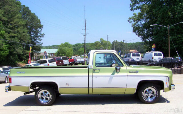 1976 Green Chevrolet CK10 Cheyenne Super