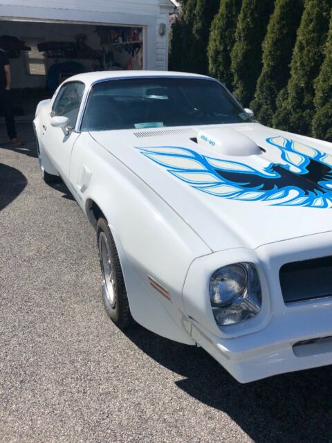 1976 White Pontiac Trans Am Coupe
