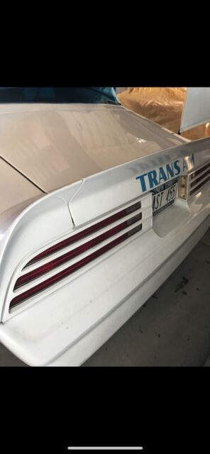 1976 White Pontiac Trans Am Coupe