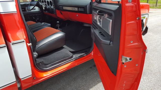 1976 Orange-White Chevrolet C/K Pickup 1500 pickup