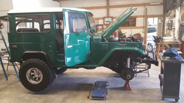1976 Black Toyota Land Cruiser
