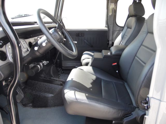 1976 Gray Toyota Land Cruiser SUV